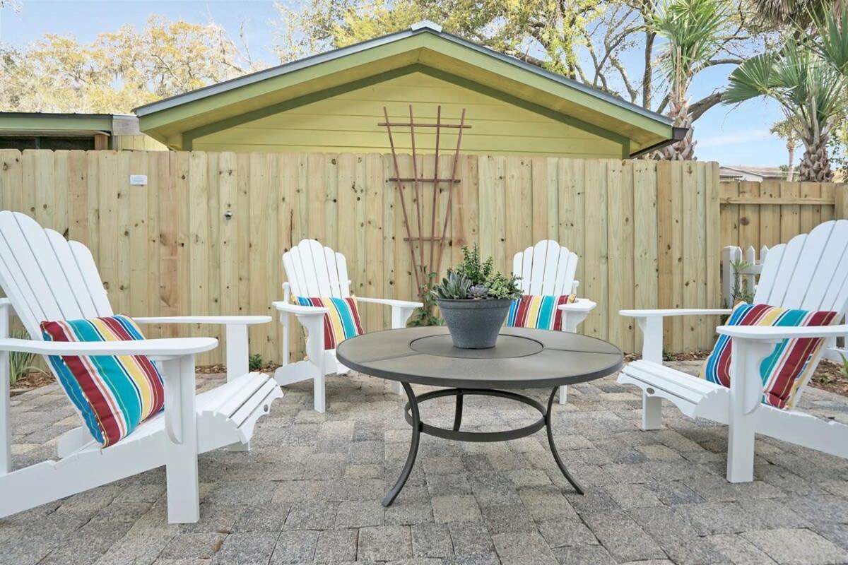 Blue House, Prime Location, Family Amenities, Bbq! Villa St. Augustine Buitenkant foto